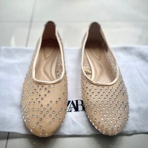 Zara nude mesh with rhinestone ballet flats Sz 8.5